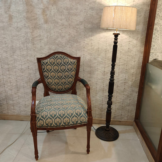 Regal Column Floor Lamp