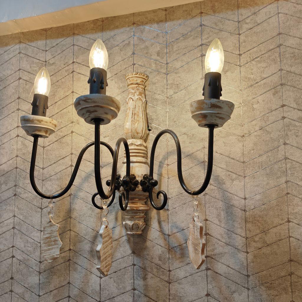 Rustic Triple Arm Wall Sconce Lamp